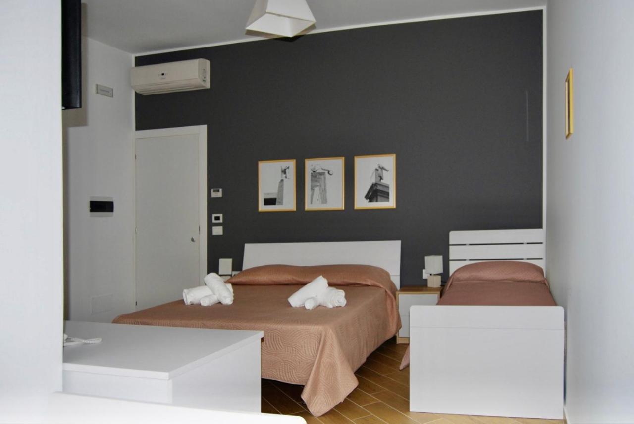Bed and Breakfast Le Muse à Reggio de Calabre Extérieur photo